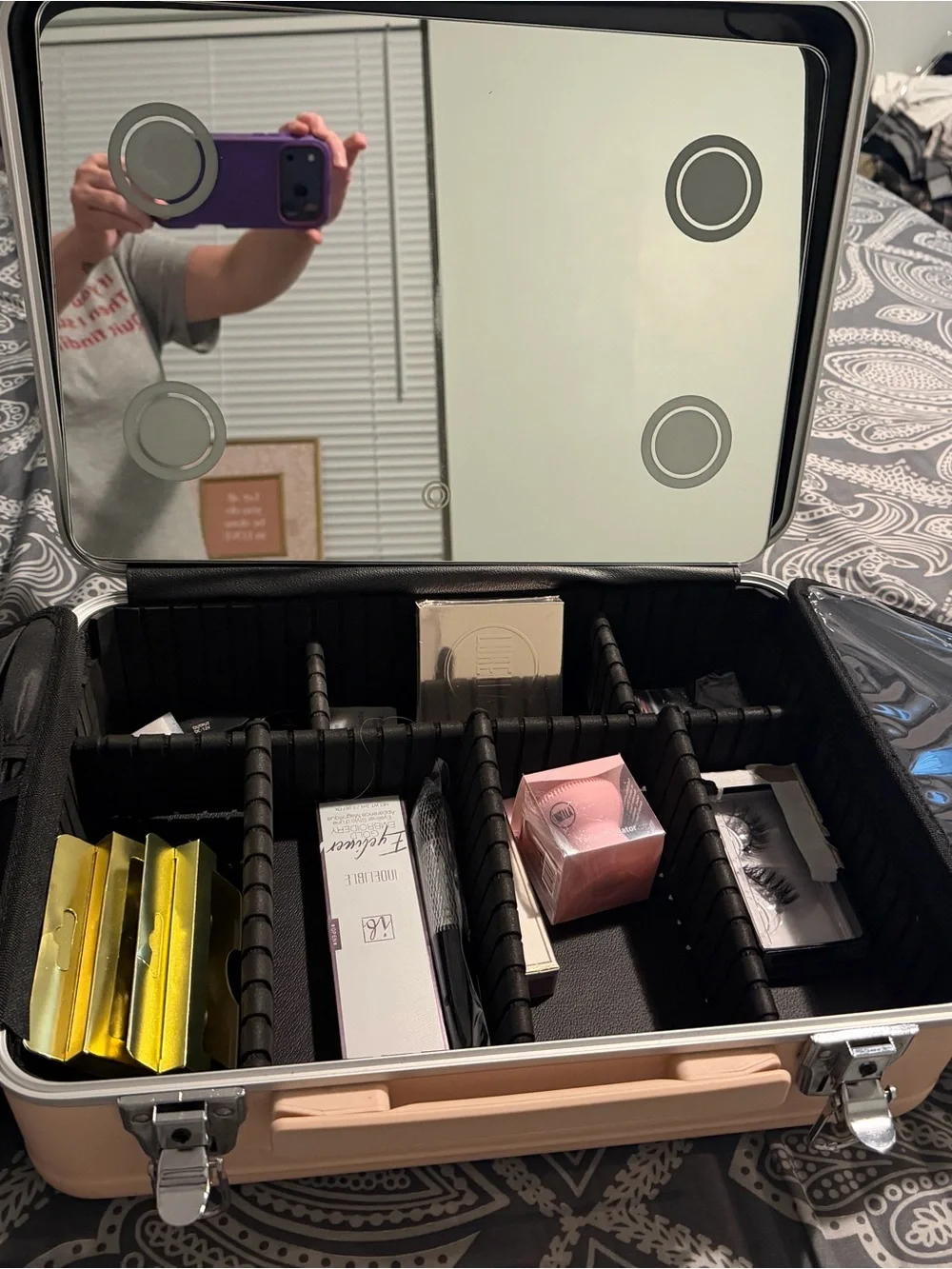 Makeup Train Case - Blush Pink Portable Cosmetic Organizer - Picture 3 of 4